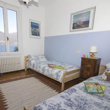 Apartment Sleeps 6 Pool